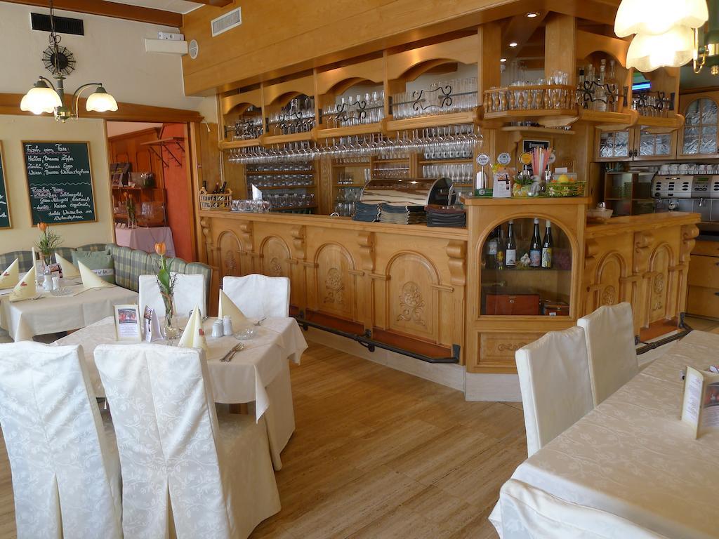 Hotel Restaurant Boeck "Roter Hahn" Sankt Poelten Ngoại thất bức ảnh