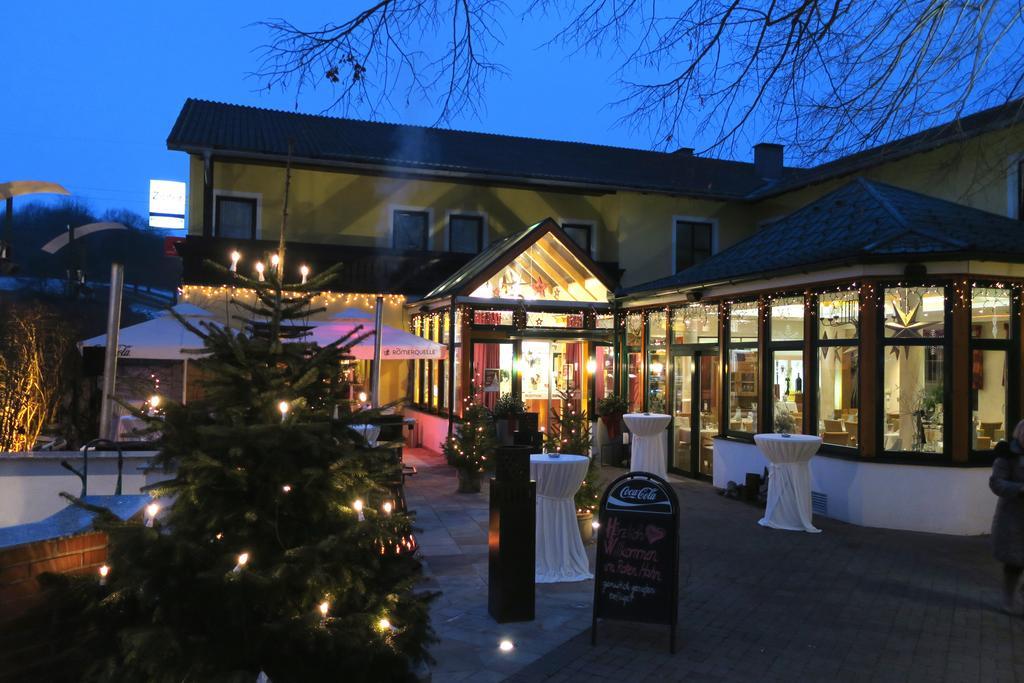 Hotel Restaurant Boeck "Roter Hahn" Sankt Poelten Ngoại thất bức ảnh
