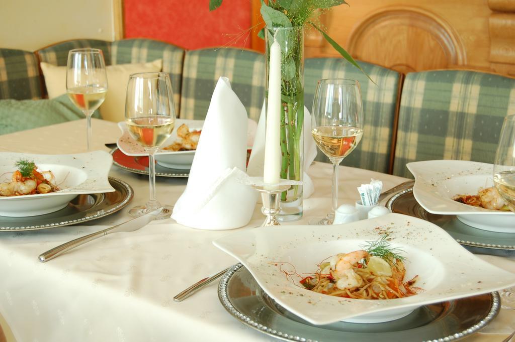 Hotel Restaurant Boeck "Roter Hahn" Sankt Poelten Ngoại thất bức ảnh