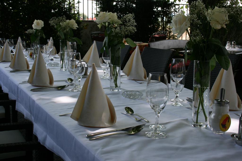 Hotel Restaurant Boeck "Roter Hahn" Sankt Poelten Ngoại thất bức ảnh